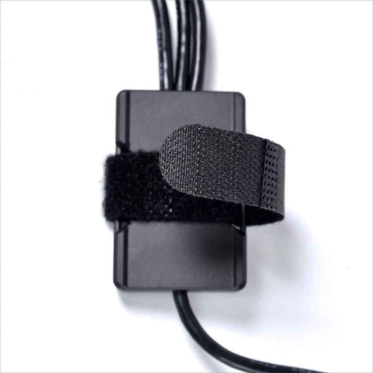 Lian Li USB 2.0 1 to 3 Hub | Connect Up to 3 USB 2.0 Devices | Stable Signal | Compatible with Lian Li Controllers | Black | PW-U2HB