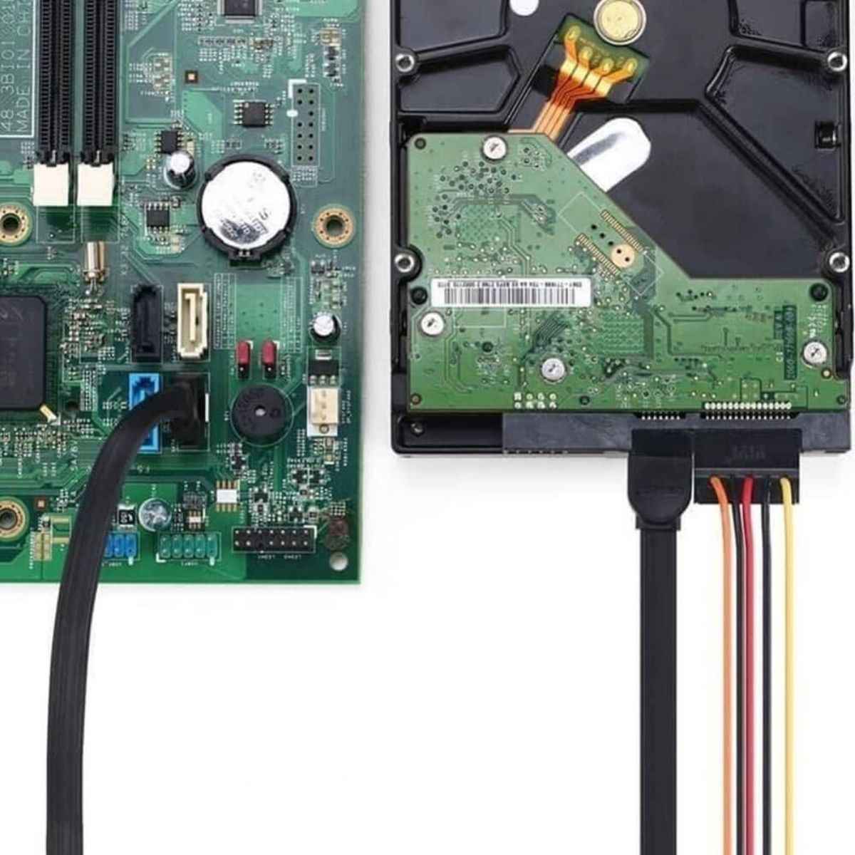 UGREEN SATA 3 Data Cable 0.5m | High-Speed SATA III 6Gbps Cable | Black | 30796
