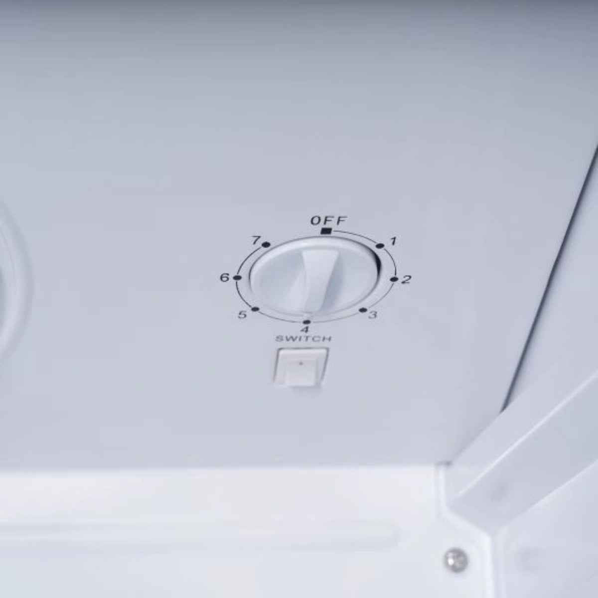 Terim TERSC400W – 400L Showcase Chiller, Single Door, Black Finish, High-Capacity Display & Beverage Cooling Solution