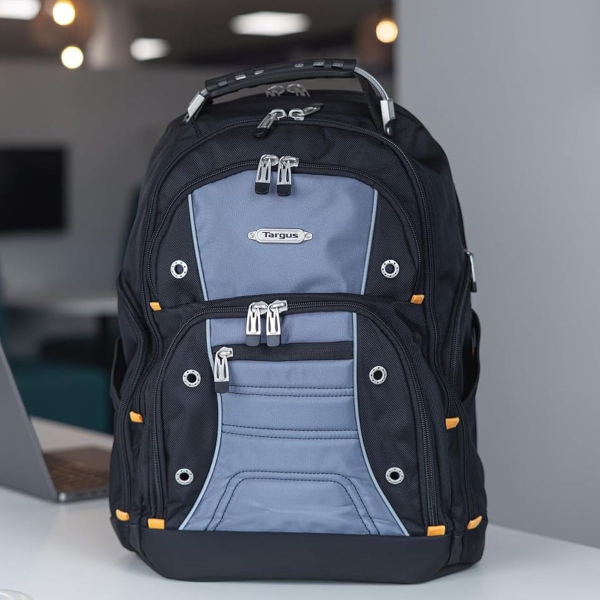 Targus Drifter Backpack Designed for Travel and Commute Outdoor Use fits up to 15.6-Inch Laptop, Black/Grey (TSB238EU)