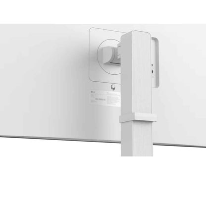 LG UltraFine Monitor, 27" IPS Display, 4K UHD Resolution, 60Hz Refresh Rate, 5ms (GtG at Faster) Response Time, 1.07b Color Display, Dynamic Action Sync, White