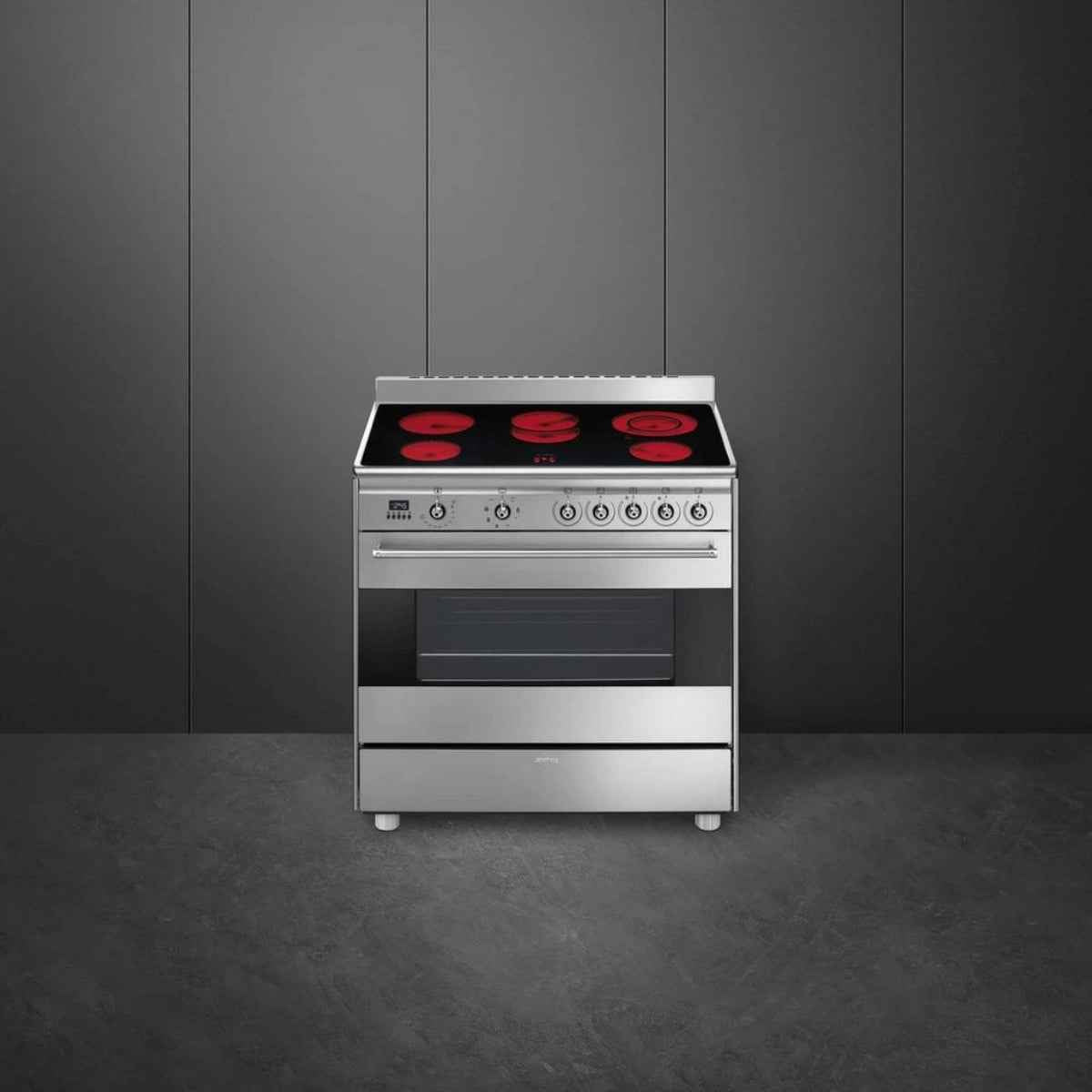 Smeg SX91CSA Freestanding Electric Cooker – 90cm Ceramic Hob & 115L Oven, Stainless Steel Large-format Electric Cooker Built for Premium Kitchens
