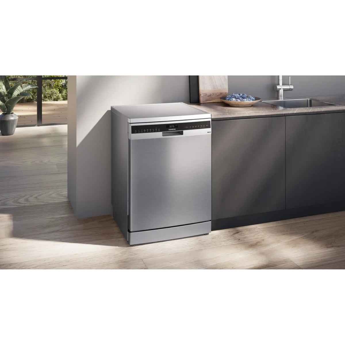 Siemens SN25HW76MM Free-Standing Dishwasher – Premium Features for Modern Kitchens Advanced Hygiene & Smart Connectivity in a Full-Size 60 cm Free-Standing Format