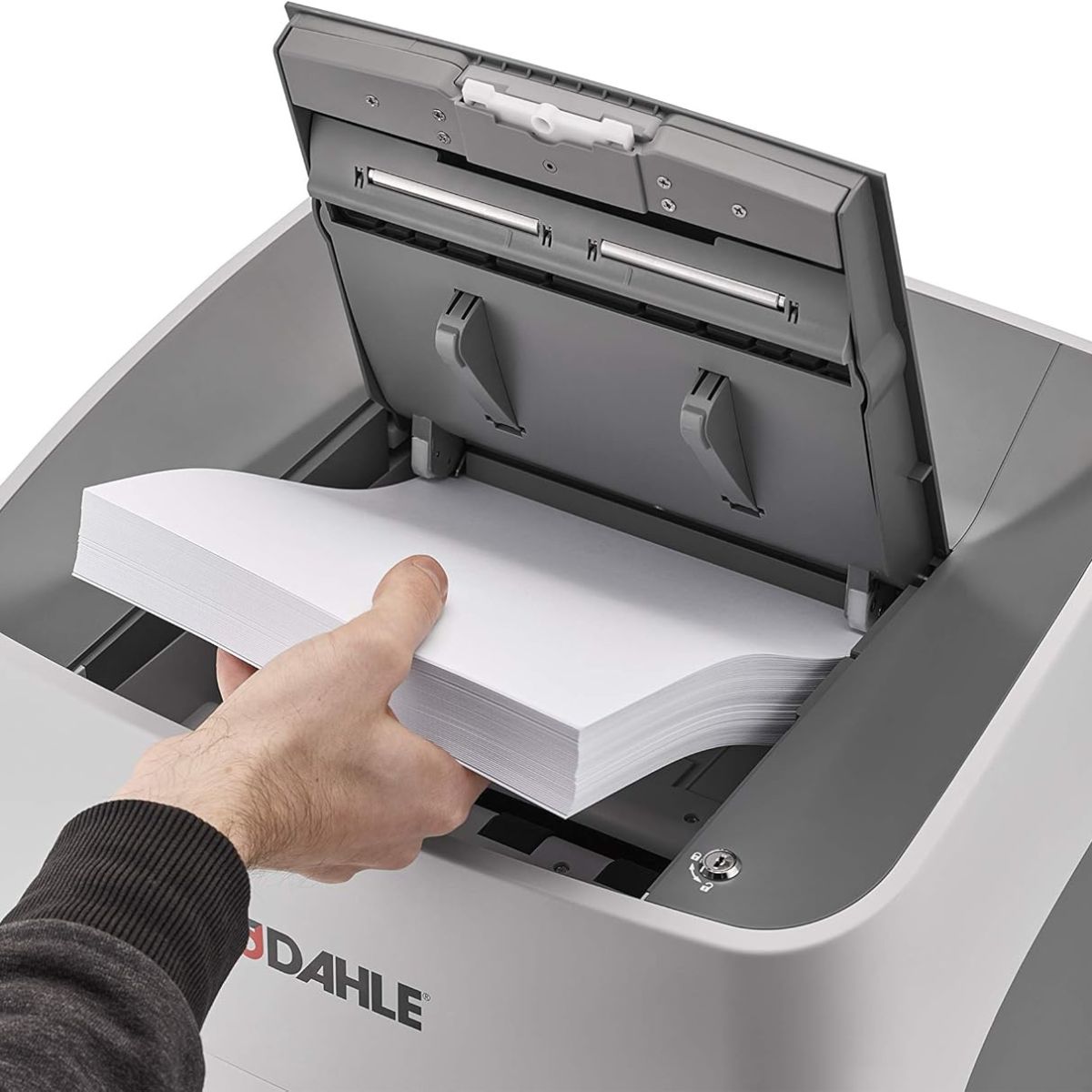 Dahle ShredMATIC 300 Auto Feed Paper Shredder | 300-Sheet Auto Feed | P-4 Cross Cut | Oil-Free | 40L Bin | Model 35314-16595