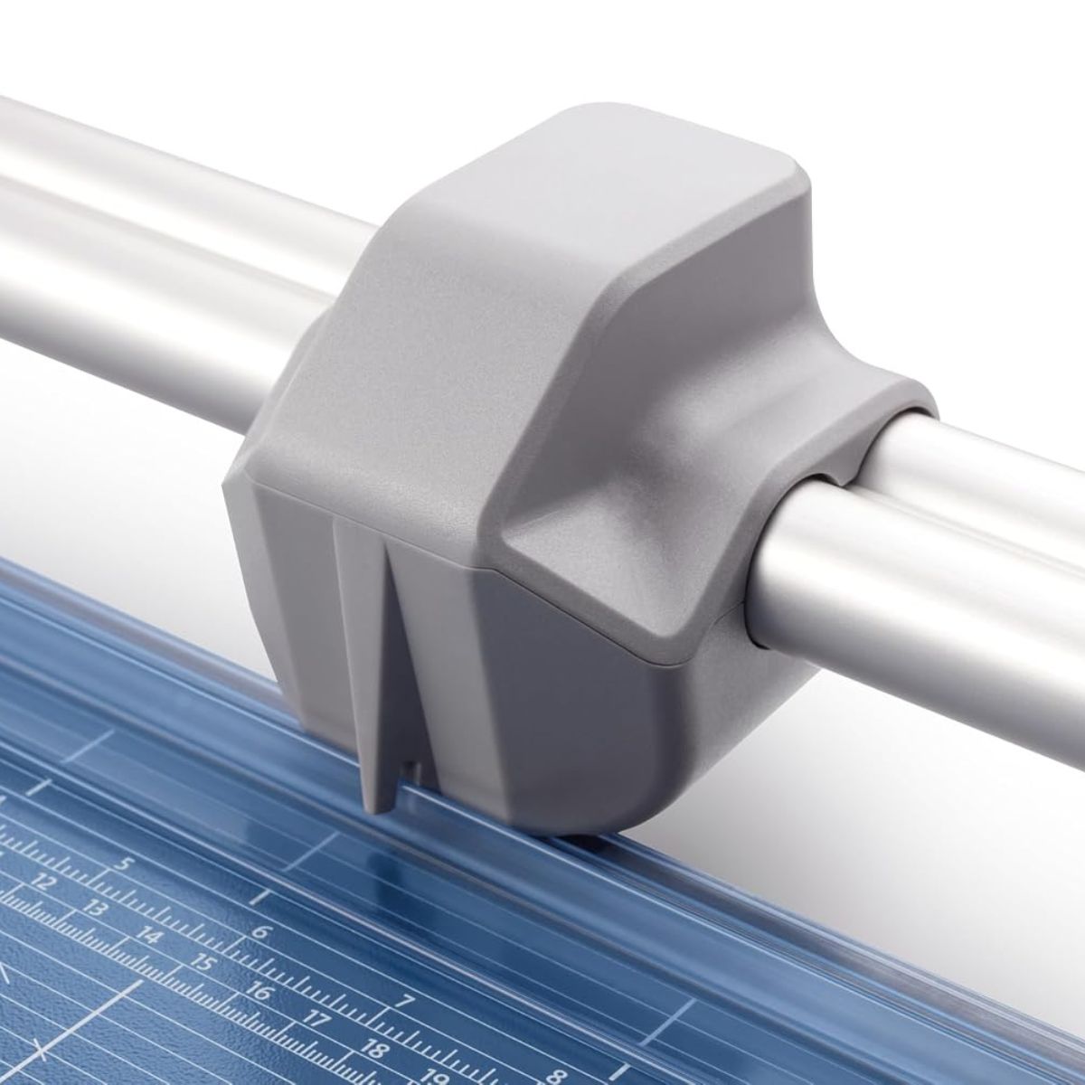 Dahle 554 Professional Rotary Trimmer | 71.1 cm Cut Length | 20 Sheet Capacity | Self-Sharpening | Dual Guide Bar | Automatic Clamp | German Engineered | DHL 00554-15002