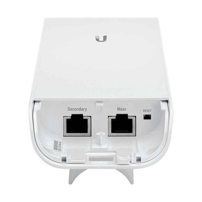 Ubiquiti NanoStation M5 (NSM5) Outdoor Wireless CPE | 5GHz MIMO Technology | 150+ Mbps Throughput | 15+ Km Range | airMAX Support | Dual Ethernet PoE Ports | White