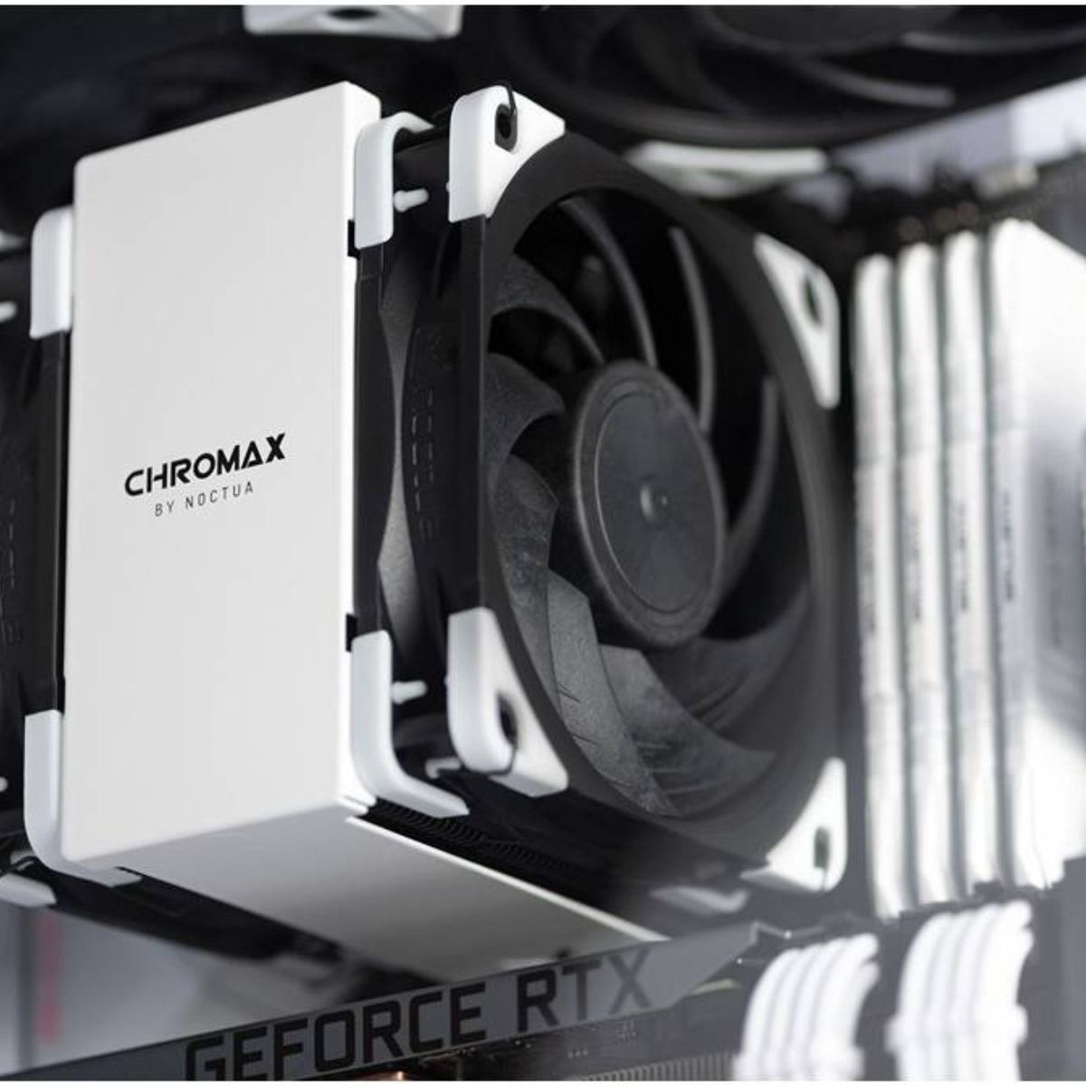 Noctua NF-A12x25 PWM Chromax Black Swap 120mm Premium Quiet Fan | 2000 RPM | 4-Pin PWM | SSO2 Bearing | AAO Frame | Black | NF-A12x25 PWM
