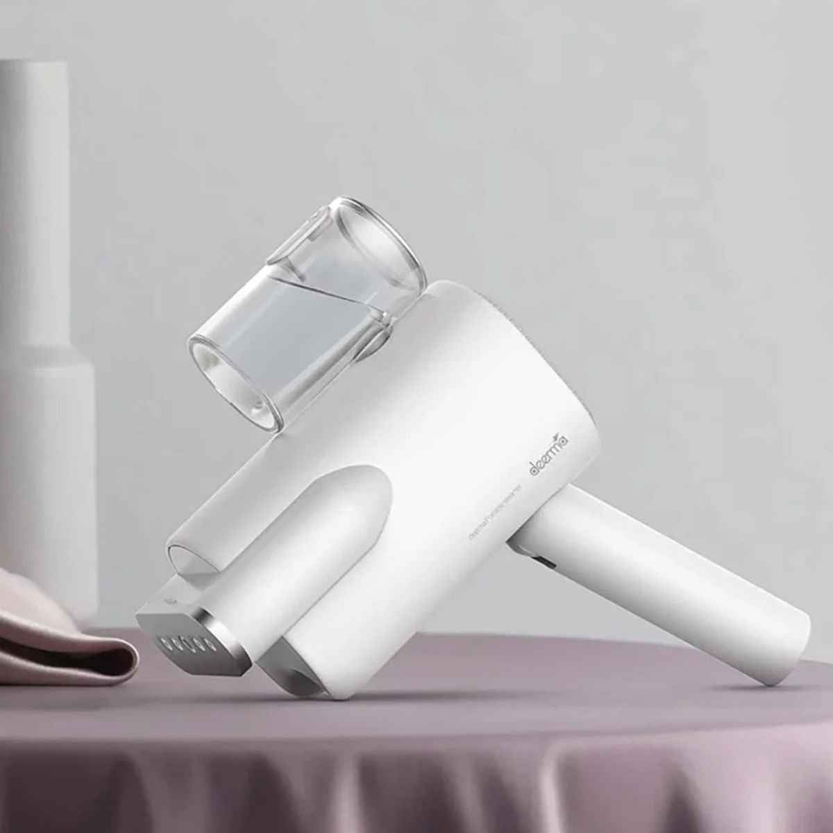 Deerma HS007 Portable Handheld Steamer – Foldable Garment Steamer, Fast Heat-Up, Compact Travel Design | White