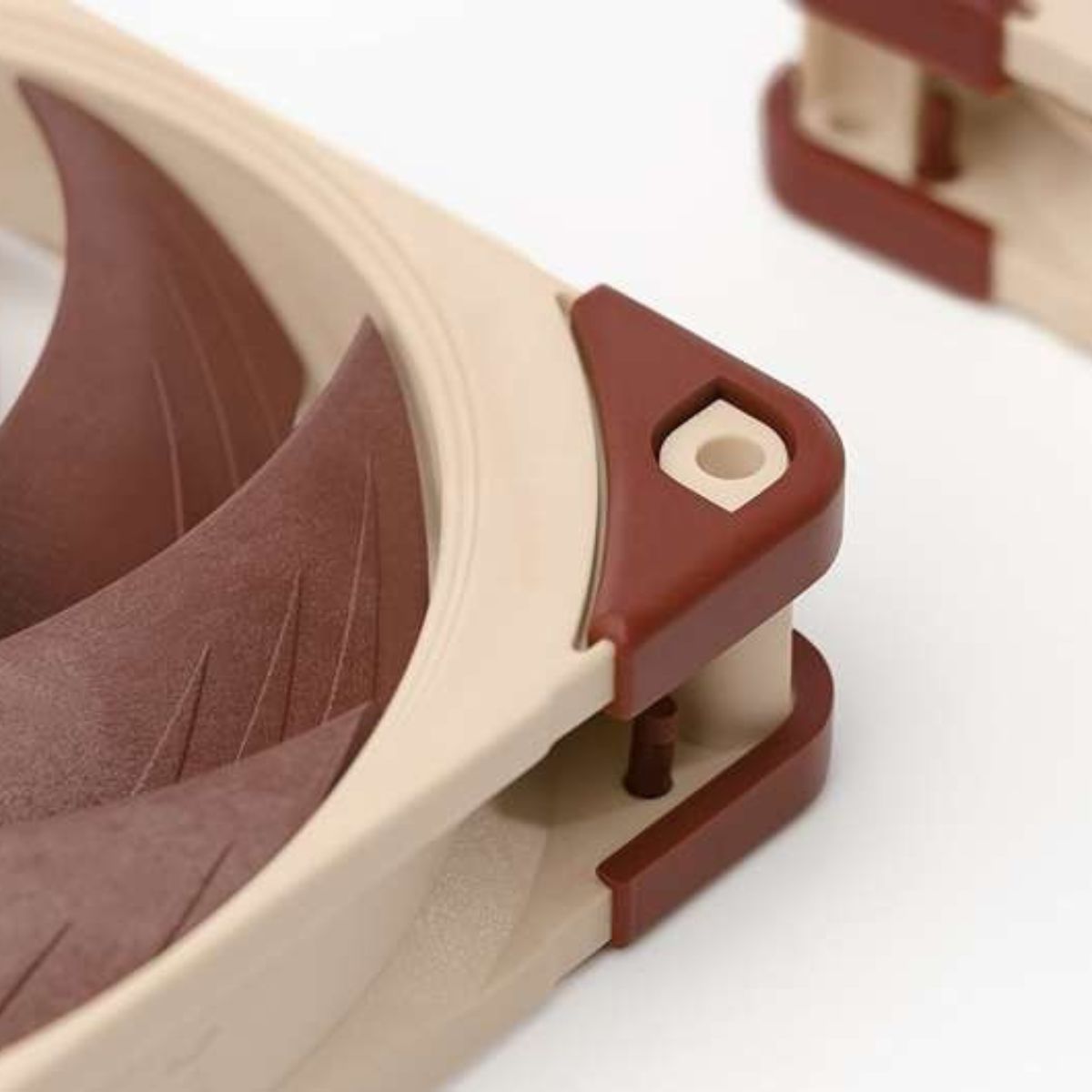 Noctua NF-A12x25 PWM Premium 120mm Cooling Fan, 4-Pin PWM, 2000 RPM, SSO2 Bearing, AAO Frame, Metal-Reinforced Motor Hub, Ultra-Tight Tip Clearance, Brown | NF-A12x25 PWM