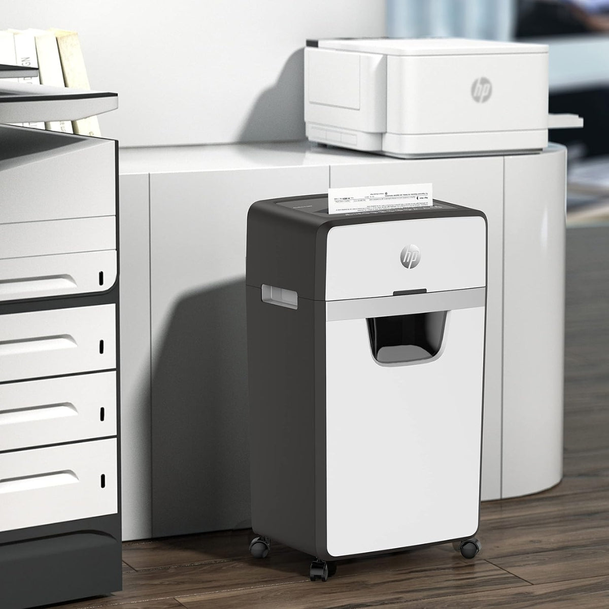 HP OneShred 16MC Micro-Cut Shredder – 16 Sheets, Security Level P-5