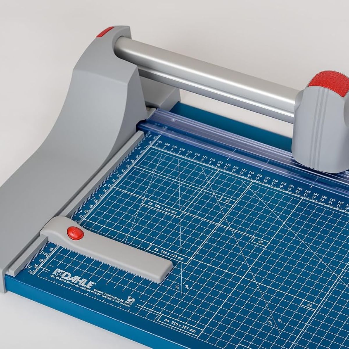 Dahle A1 Size Professional Paper Trimmer Model 446 | Large-Format Professional Paper Cutter | DHL 00446-20421