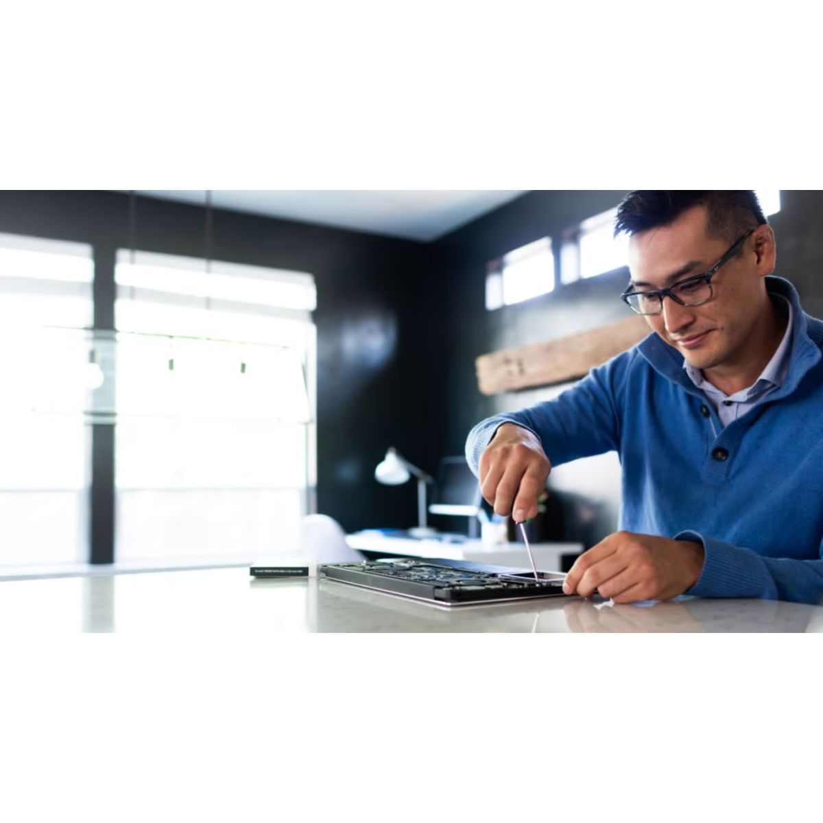 Crucial 8GB DDR4-3200 SODIMM 260-Pin Laptop Memory, (PC4 25600), 22-22-22 JEDEC, 1.2 Voltage, Unbuffered | CT8G4SFRA32A